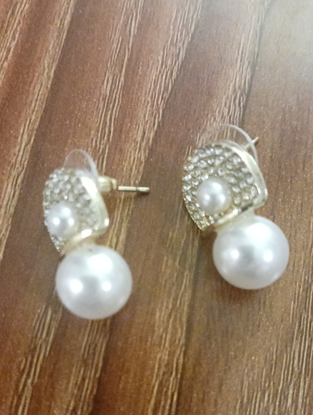 Source Unknown Gold-Tone Pearl and Crystal Drop Stud Earrings - White
